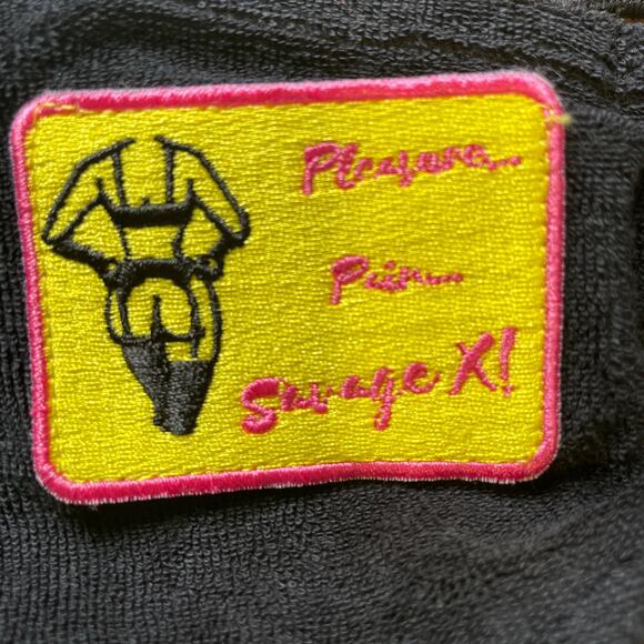 Savage X Fenty 70’s Sleeveless Crop Top w/Tie Front & Matching High Waist Bottom - Picture 15 of 16